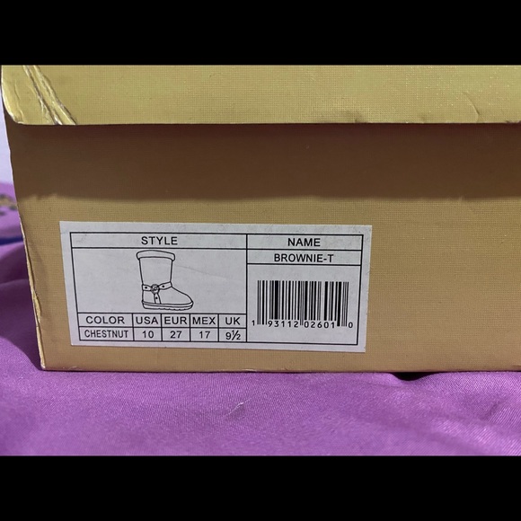 Michael Kors Toddler Boots - Picture 2 of 3